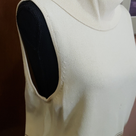 Liz Claiborne Large Sweater top w/short sleeves - Picture 7 of 12